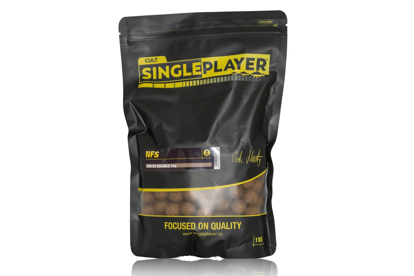 SINGLEPLAYER Rozpustné Boilies SOLUBLE NFS - 1kg 20mm