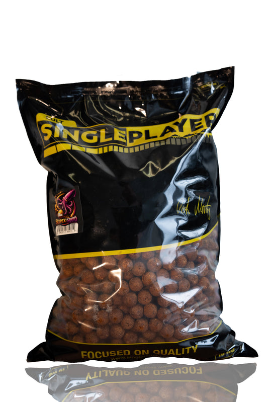 SINGLEPLAYER Krmné Boilie Scopex&Squid 20mm 10 kg